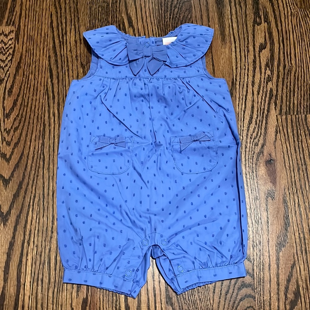 NWT bow dotted sleeveless shirt all